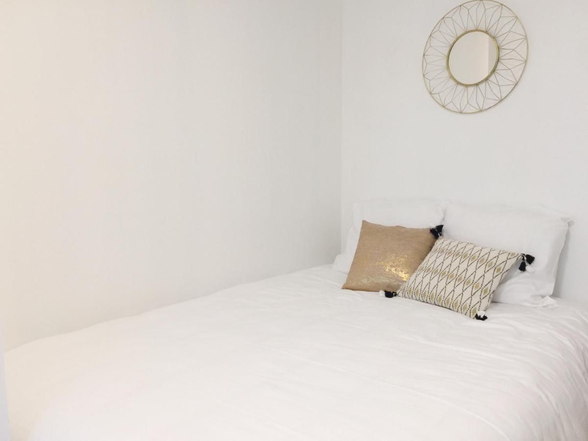 New Apartment In The Heart Of Le Marais Париж Екстериор снимка