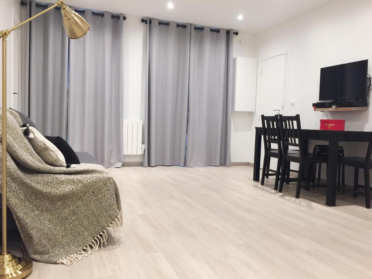 New Apartment In The Heart Of Le Marais Париж Екстериор снимка